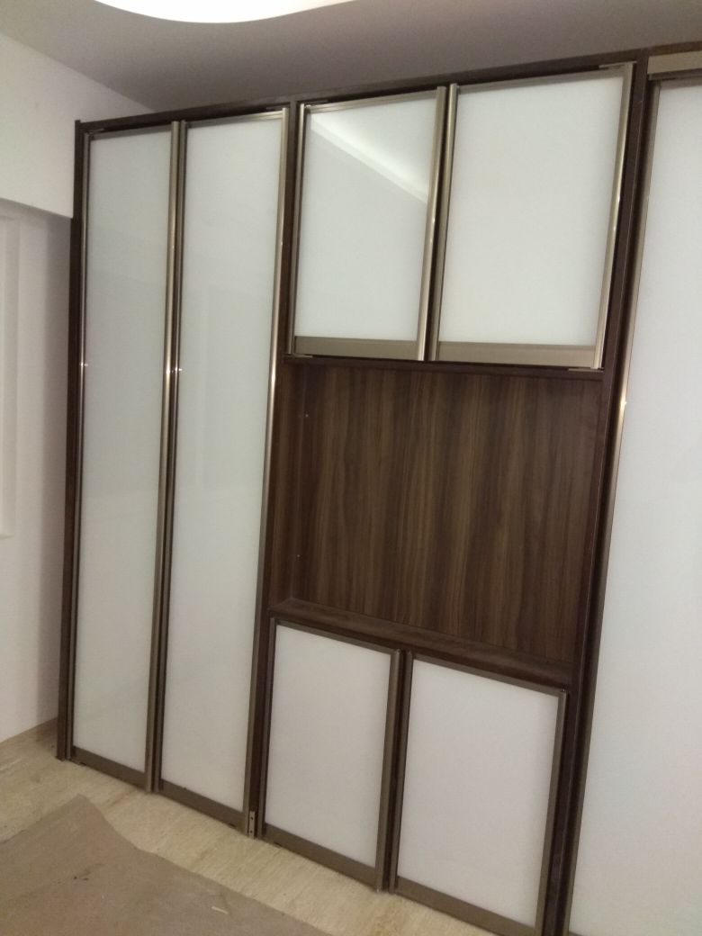 aristo-saint-gobain-dealers-distributors-manufacturers-in-gurgaon-gurugram-india-top-lacquer-glass-brand-in-gurgaon-india